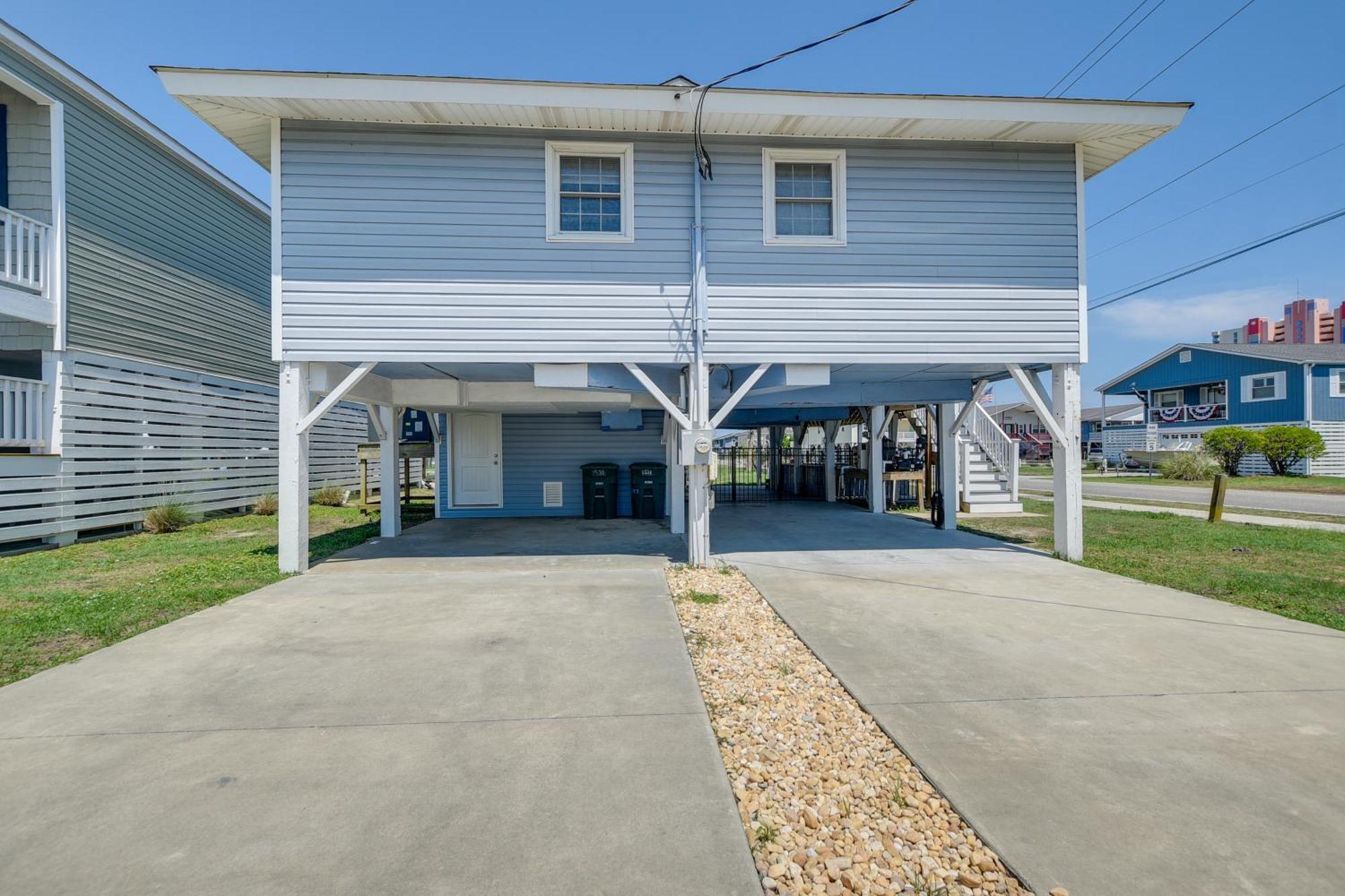 Waterfront North Myrtle Beach Home With Pool And Deck Exterior photo